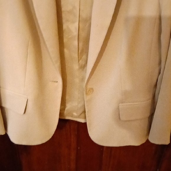 #62 Anne Klein Beige Blazer nwot - Picture 4 of 6